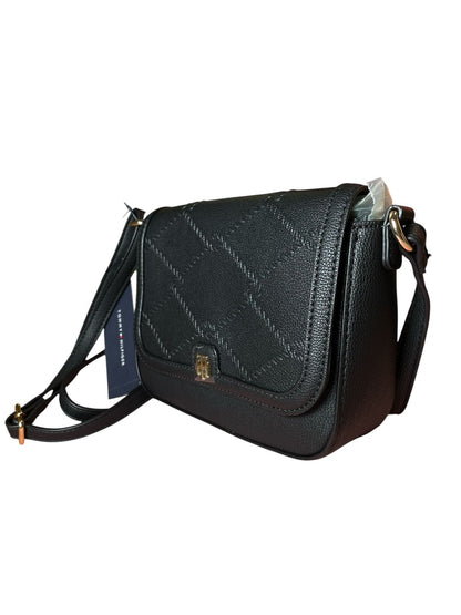 Bolsa Crossbody Tommy Hilfiger Negra con Costuras en Relieve